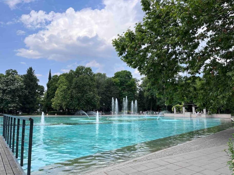 7Mins City Garden And Center+P Plovdiv Exterior foto